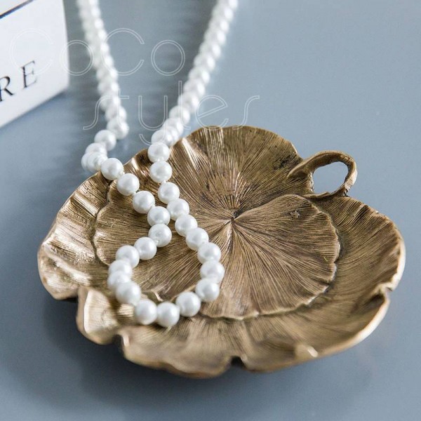  InsFashion delicate leaf shaped handmade brass fruit and jewelry tray with scratches for nordic style home decor