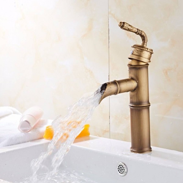 Deck Mounted Single Handle bamboo style Bathroom Sink Mixer Faucet Antique bronze high quality popular Hot and Cold Water XT934