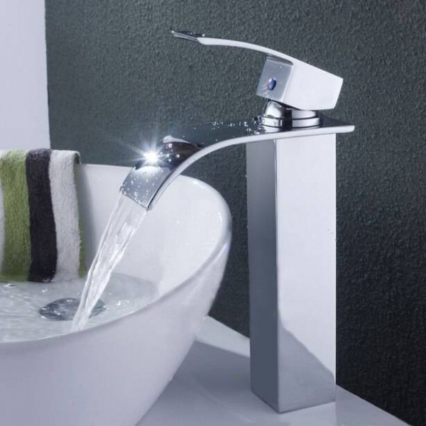 High Quality Polished Chrome Waterfall Bathroom Basin Faucet Single Handle Sink Mixer Tap New A1005