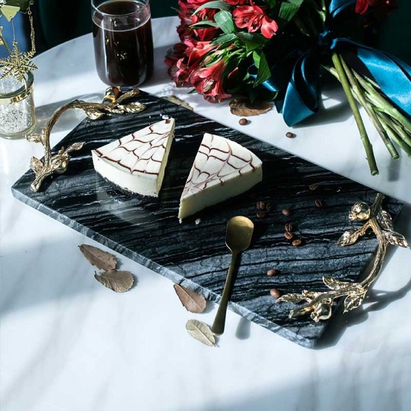  InsFashion high-end white and black marble serving tray with beautiful gold handle for five-star hotel decor