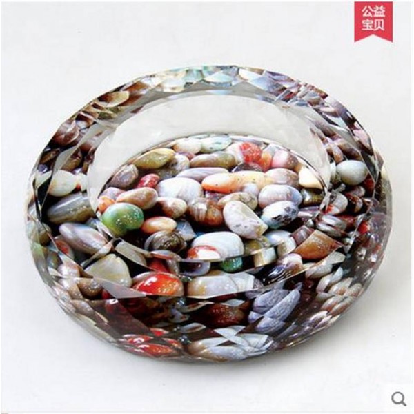 K9 crystal ashtray, creative Home Furnishing decoration, Home Furnishing and office supplies, 0.15 meters in diameter