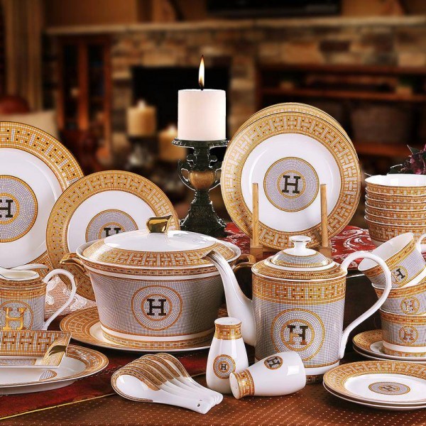 Porcelain dinnerware set bone "H" mark mosaic design outline in gold 58pcs dinnerware sets dinner set housewarming gifts