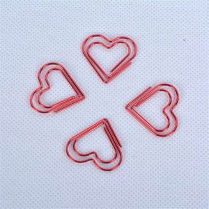 12 pcs Nordic Office Paper Plating Heart Storage Clip Chic Ins Wrought Red Iron Document Bookmark Storage Clip Sealing Clip