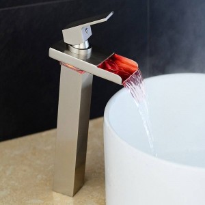 Basin Faucet Chrome Deck Temperature Controlled Bathroom Sink Faucet Waterfall LED Light Electric Crane Mixer Water Tap LH-16806
