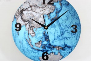 Beautiful Blue Earth 3D Wall Clocks Fashion Creative Arts Planet Earth Wall Clock Bell Map Wall Watch Wall Clock Modern Design