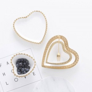  InsFashion elegant and luxe heart shaped pure white ceramic jewelry dish and dessert dish for fashion girl and retail