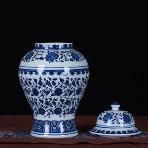  Ceramic Vases Antique Blue And White temple jar Antique Crafts Porcelain Ginger jar Storage pot ceramic jar