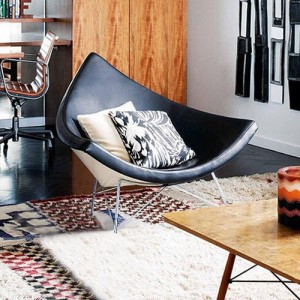 Mid-Century Black & White PU Leather Chair Upholstered Lounge Egg Chair with Stainless Steel Base
