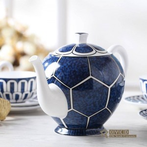 Porcelain coffee set ultra-thin bone fashion home furnishing pattern design outline in gold 15pcs European tea set pot