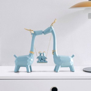 Resin Deer family Hand Carved Collectible Figurines Miniature Resin Moden cute Animals ornaments for home office Decorations