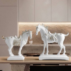 resin horse statues home decorations accessories figurines for office hotel living room creative furnishings statue horse gifts