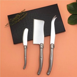To encounter 3PCS Cheese Knife Kit Sandwich Spreader Butter Knife Set Stainless Steel Laguiole Style Cheese Slicer Tools