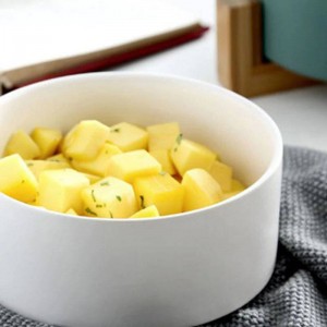 White Ceramic Round Salad Serving Bowl For Salad Fruit Pasta Soups.ceramic bowl chopsticks,ceramic bowl with lid and handle