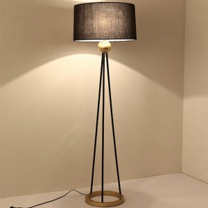 Post moderne Art Decoration lampadaire design lampadaire debout bureau bureau décoration de la maison E27 lampe