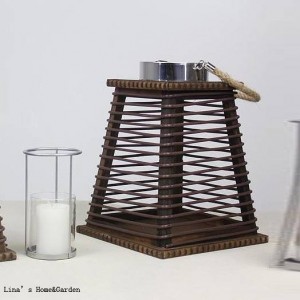 Verjüngte Vintage handgefertigte Holz gerahmte Rattan Laterne Kerzenhalter
